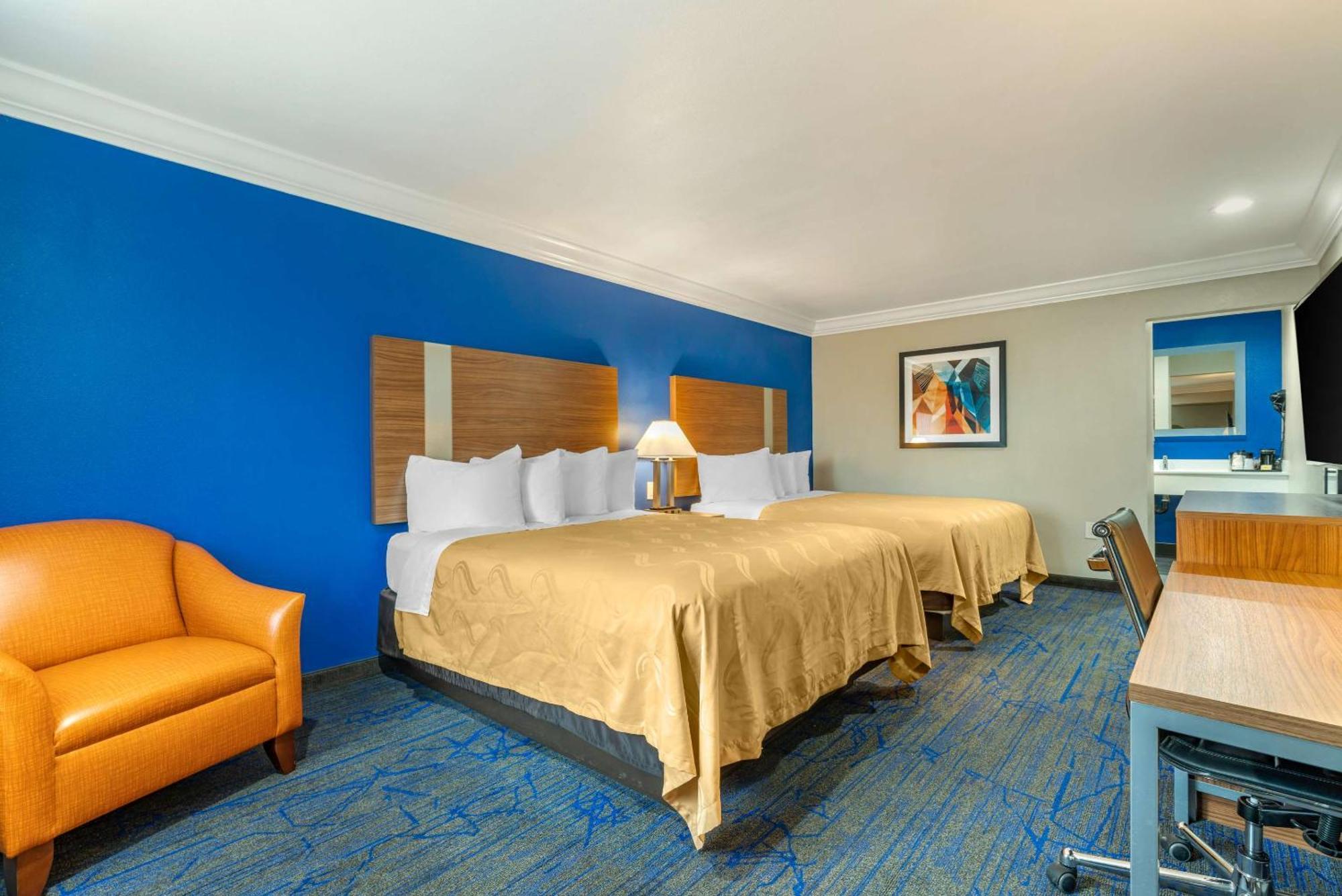Quality Inn & Suites Vacaville Exterior foto